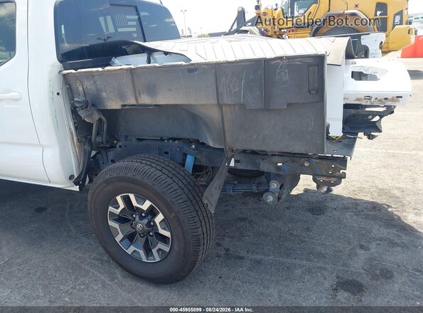 3TMCZ5AN2PM575623 2023 TOYOTA TACOMA White Vista frontal