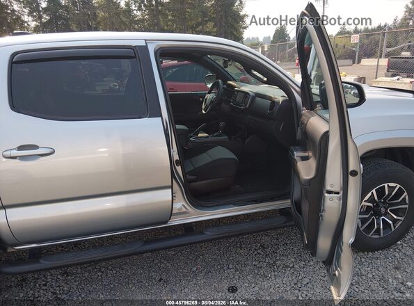 3TMCZ5AN2PM578764 2023 TOYOTA TACOMA Silver წინა სალონის ხედი