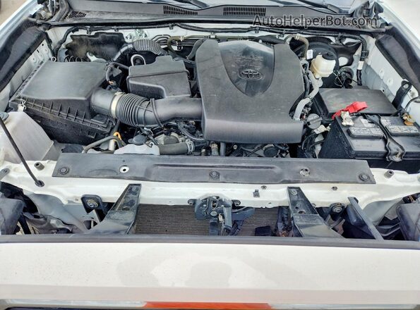 3TMCZ5AN2PM584547 2023 TOYOTA TACOMA White Rear interior view