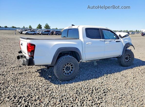 3TMCZ5AN3JM126331 2018 TOYOTA TACOMA White უკანა მარჯვენა