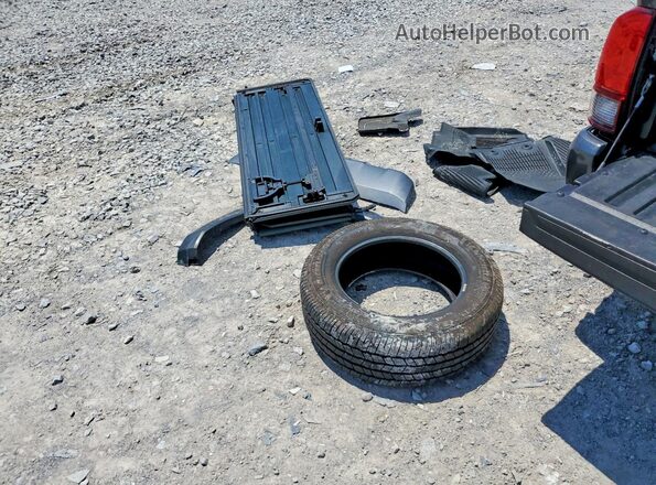 3TMCZ5AN3JM174248 2018 TOYOTA TACOMA Серый Вид подкапотного пространства