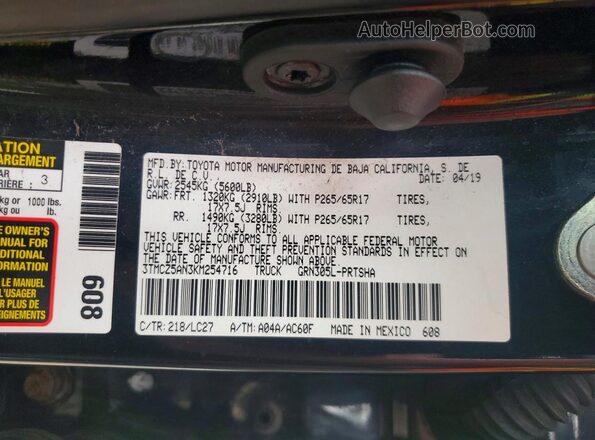 3TMCZ5AN3KM254716 2019 TOYOTA TACOMA Black Widok komory silnika