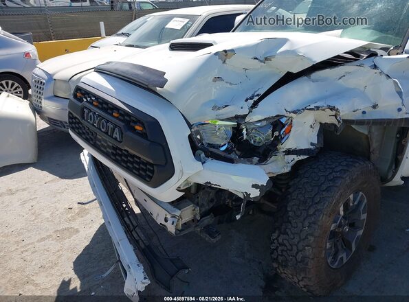 3TMCZ5AN4MM449386 2021 TOYOTA TACOMA Белый Вид спереди