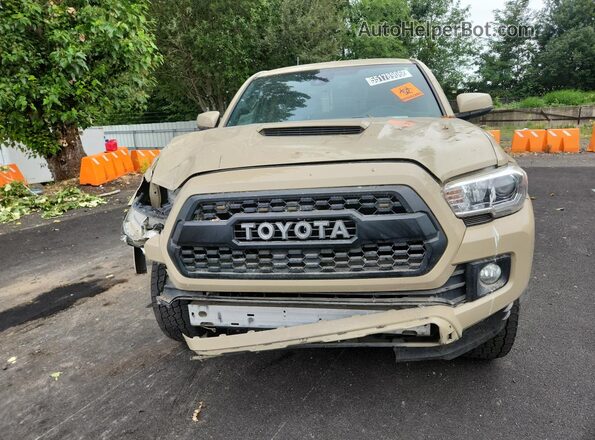 3TMCZ5AN5JM130932 2018 TOYOTA TACOMA Beige Widok wnętrza 360 stopni