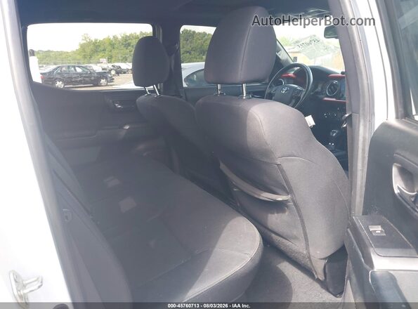 3TMCZ5AN6HM064739 2017 TOYOTA TACOMA White Вид наклейки з VIN-кодом