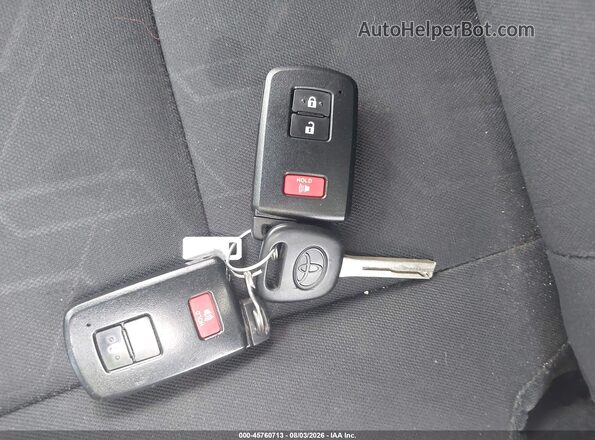 3TMCZ5AN6HM064739 2017 TOYOTA TACOMA White Вид панелі приладів