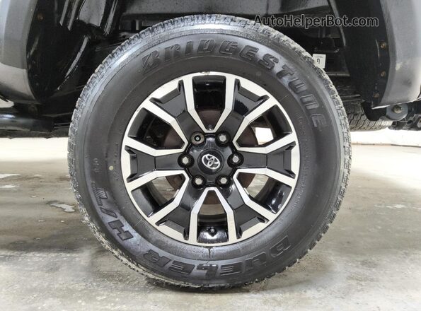 3TMCZ5AN6LM366900 2020 TOYOTA TACOMA Charcoal 