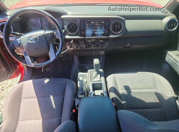 3TMCZ5AN7HM083977 2017 TOYOTA TACOMA Red Dashboard view