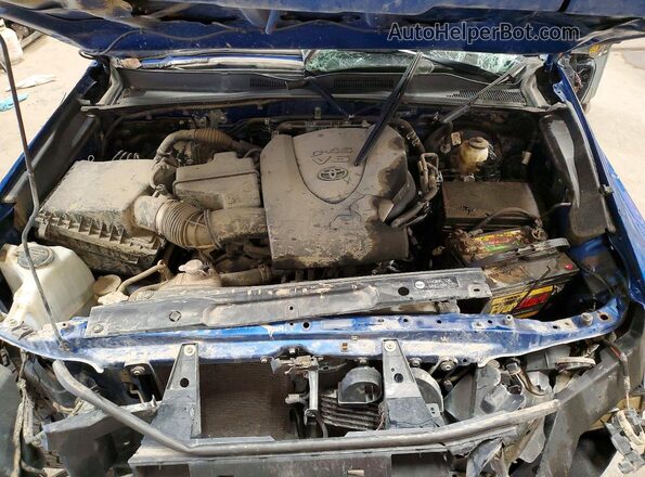 3TMCZ5AN7JM135372 2018 TOYOTA TACOMA Blue Вид задньої частини салону
