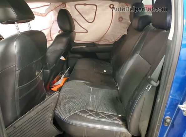 3TMCZ5AN7JM135372 2018 TOYOTA TACOMA Blue Вид задніх сидінь