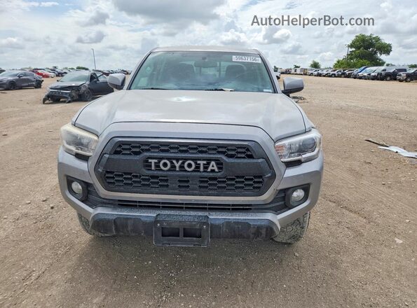 3TMCZ5AN8HM084992 2017 TOYOTA TACOMA Silver Вид спереду