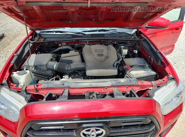 3TMCZ5AN8HM086676 2017 TOYOTA TACOMA Red Vista interior trasera