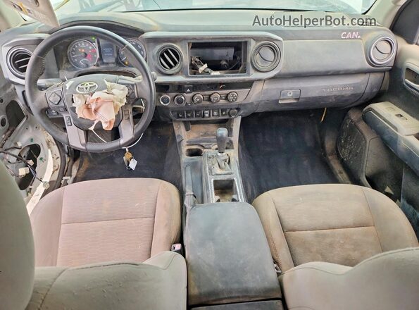 3TMCZ5AN8JM164010 2018 TOYOTA TACOMA White Առջևի վահանակի տեսք