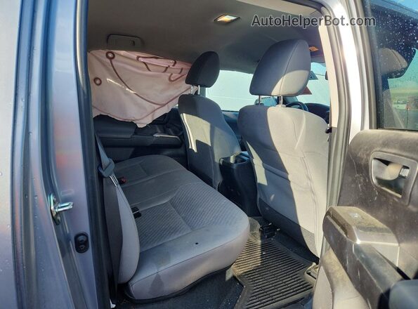 3TMCZ5AN8LM323255 2020 TOYOTA TACOMA Silver უკანა სავარძლების ხედი