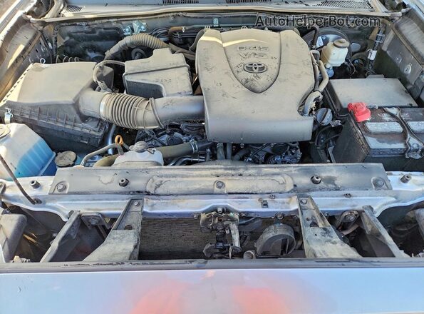 3TMCZ5AN8LM323255 2020 TOYOTA TACOMA Silver უკანა სალონის ხედი