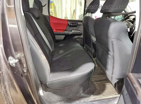 3TMCZ5ANXHM085965 2017 TOYOTA TACOMA Gray უკანა სავარძლების ხედი