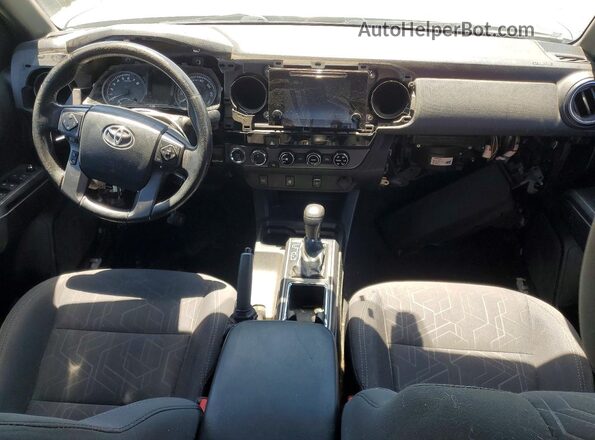3TMDZ5BN2HM029943 2017 TOYOTA TACOMA Gray Вид панелі приладів