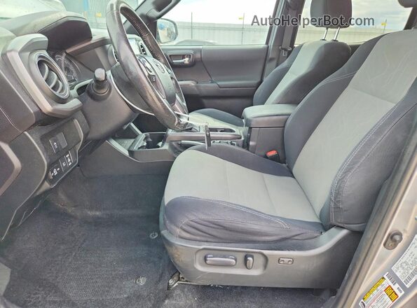 3TMDZ5BN2MM105817 2021 TOYOTA TACOMA Silver Սալոնի դիմացի տեսք