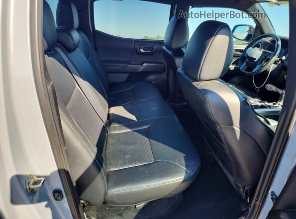 3TMDZ5BN3KM078916 2019 TOYOTA TACOMA Gray Rear seats view