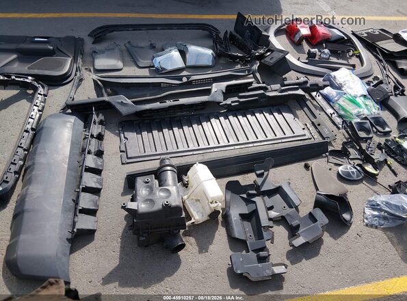 3TMDZ5BN4JM037788 2018 TOYOTA TACOMA Серый 