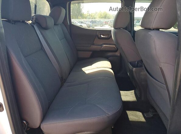 3TMDZ5BN5KM071241 2019 TOYOTA TACOMA White უკანა სავარძლების ხედი