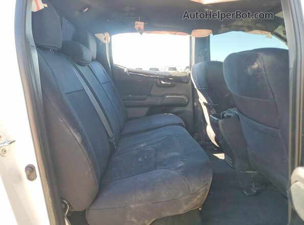 3TMDZ5BN5PM166468 2023 TOYOTA TACOMA White Widok tylnych siedzeń
