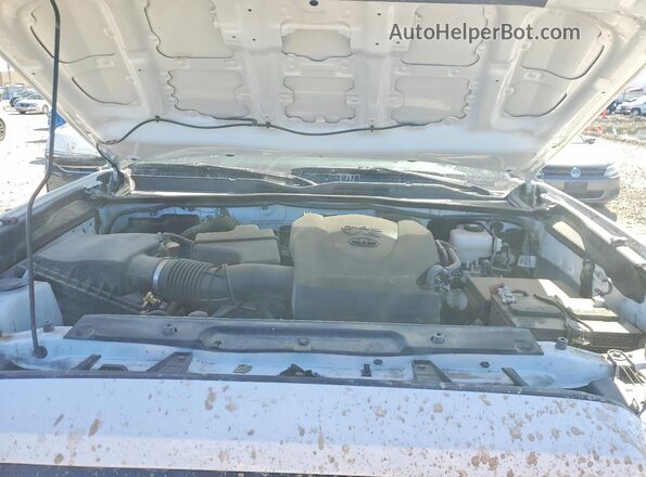 3TMDZ5BN5PM166468 2023 TOYOTA TACOMA White Widok wnętrza z tyłu