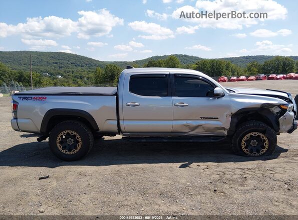 3TMDZ5BN8NM129654 2022 TOYOTA TACOMA Silver Widok wnętrza 360 stopni