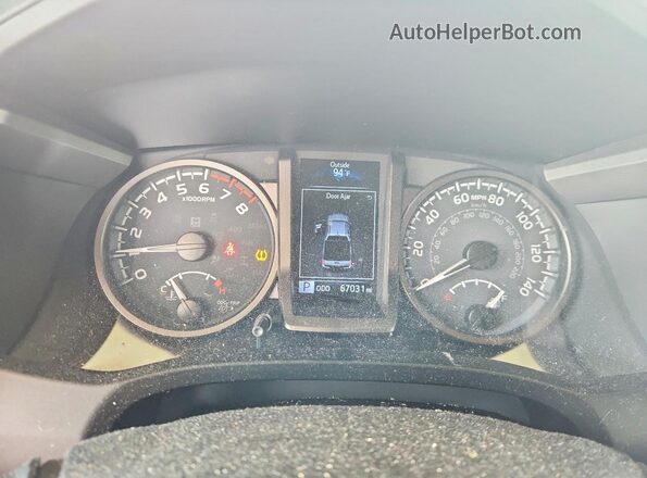 3TMDZ5BN9MM101022 2021 TOYOTA TACOMA Red Սարքավորումների վահանակի տեսք