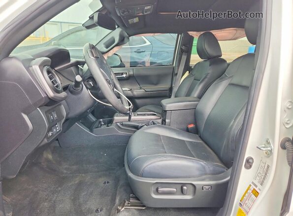 3TMDZ5BNXPM151075 2023 TOYOTA TACOMA White Front interior view