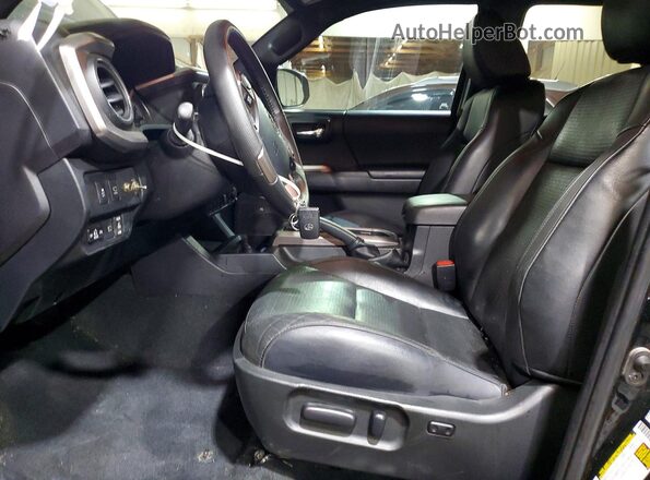 3TMEZ5CN7PM211610 2023 TOYOTA TACOMA Black Вид салону спереду