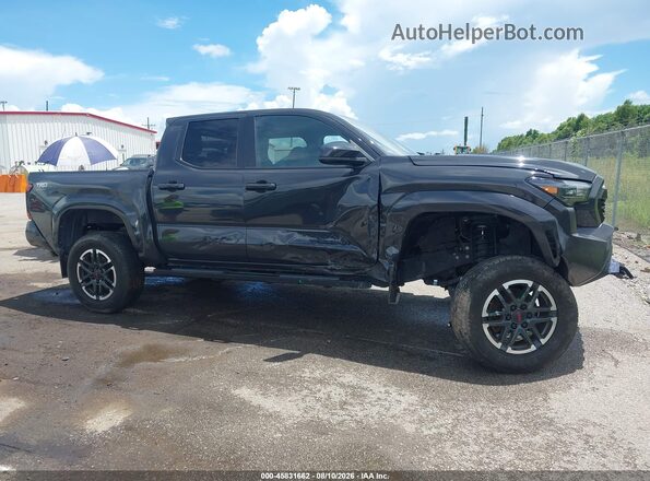 3TMKB5FN1RM004815 2024 TOYOTA TACOMA Gray Vista interior trasera