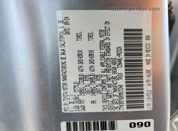 3TMKB5FN2RM015340 2024 TOYOTA TACOMA Silver ძრავის განყოფილების ხედი
