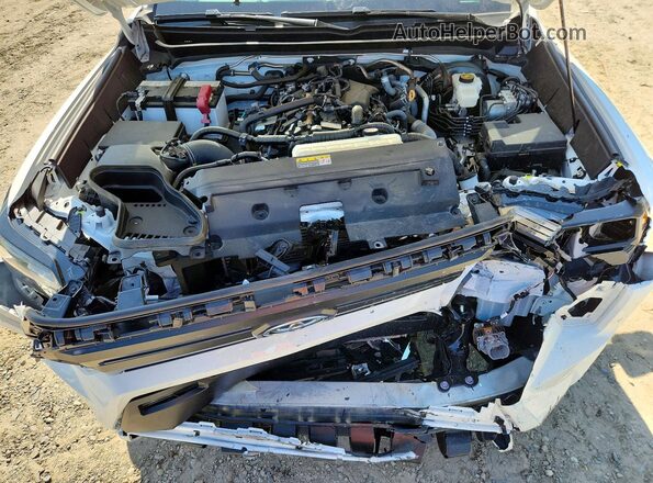 3TMKB5FN2SM035058 2025 TOYOTA TACOMA White Rear interior view