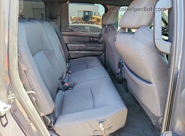 3TMKB5FN3RM023169 2024 TOYOTA TACOMA Gray Vista de los asientos traseros
