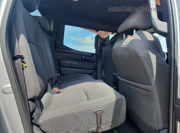 3TMKB5FN3SM041838 2025 TOYOTA TACOMA Silver Rear seats view