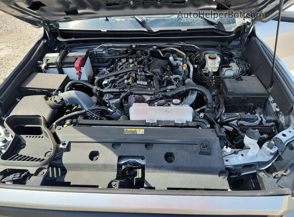 3TMKB5FN3SM041838 2025 TOYOTA TACOMA Silver Rear interior view