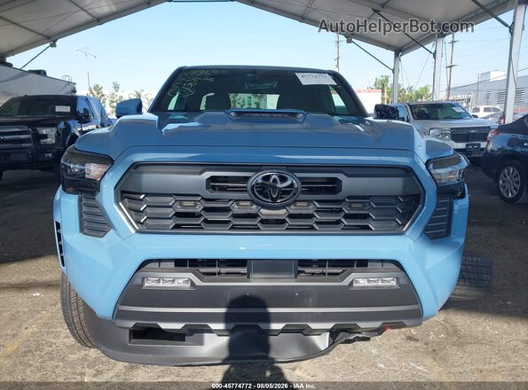 3TMKB5FN3TM057698 2026 TOYOTA TACOMA Blue Widok wnętrza z tyłu