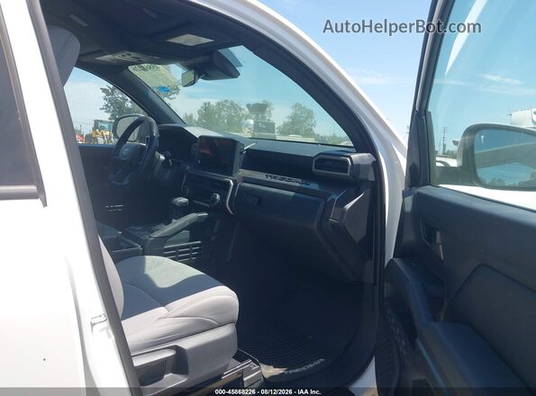 3TMKB5FN4SM040276 2025 TOYOTA TACOMA White Вид салону спереду