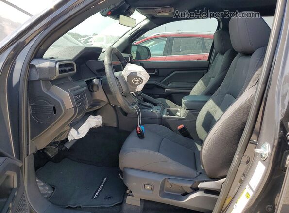 3TMKB5FN8RM005055 2024 TOYOTA TACOMA Gray Widok wnętrza z przodu