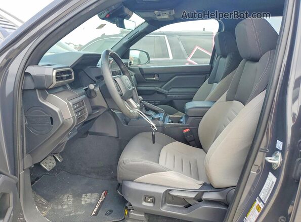 3TMKB5FN8RM010272 2024 TOYOTA TACOMA Gray Vista interior delantera