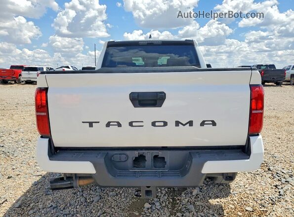 3TMKB5FN8SM048705 2025 TOYOTA TACOMA White უკანა ხედი