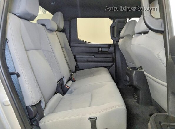3TMKB5FNXSM047202 2025 TOYOTA TACOMA Silver Rear seats view