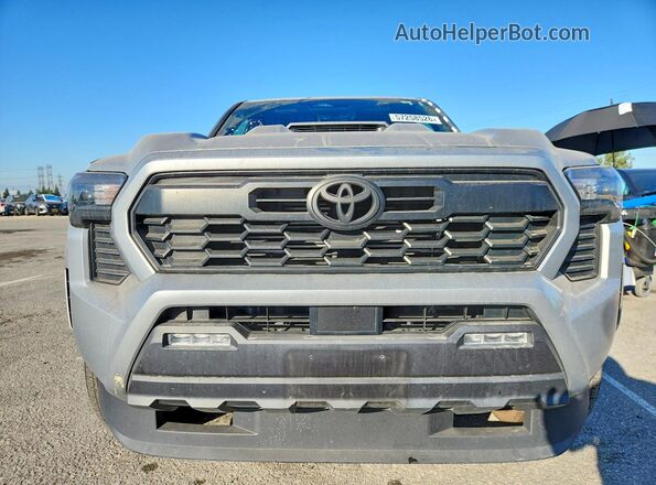3TMLB5FN8RM000121 2024 TOYOTA TACOMA Серебряный Вид спереди