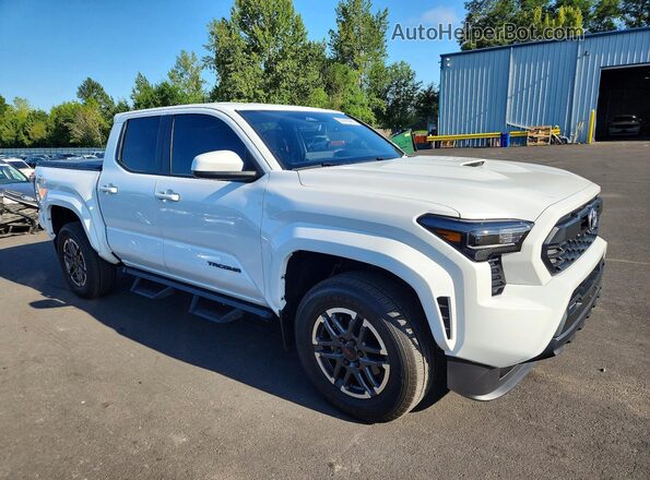 3TMLB5JN1RM032576 2024 TOYOTA TACOMA White Przód prawy