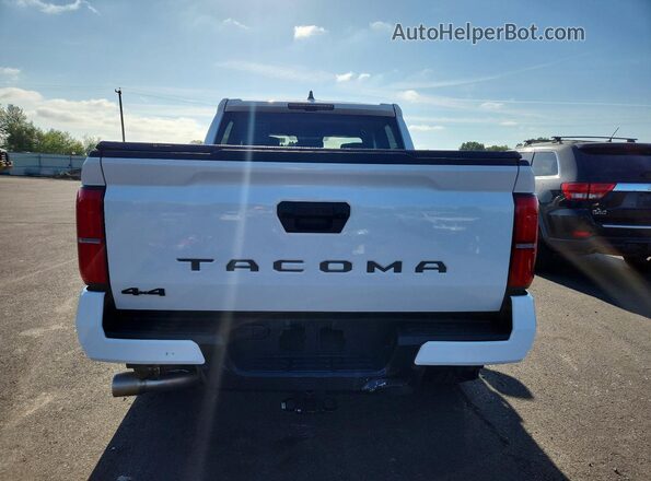 3TMLB5JN1RM032576 2024 TOYOTA TACOMA White Widok z tyłu