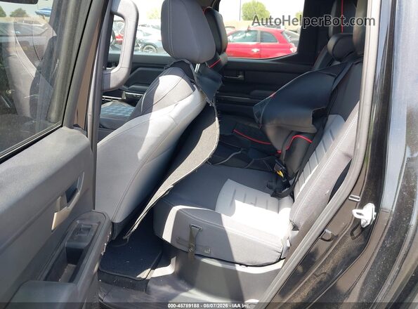3TMLB5JN1SM116130 2025 TOYOTA TACOMA Черный Вид наклейки с VIN-кодом