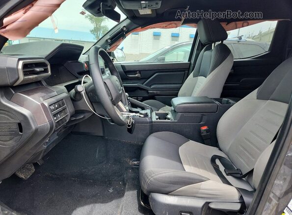 3TMLB5JN1SM124485 2025 TOYOTA TACOMA Gray Vista interior delantera