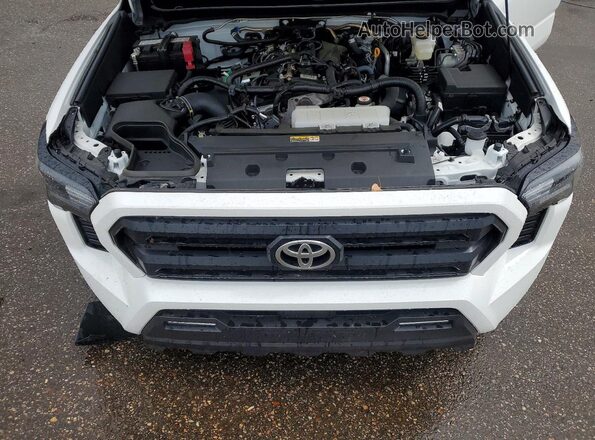 3TMLB5JN1SM151749 2025 TOYOTA TACOMA White უკანა სალონის ხედი