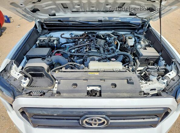 3TMLB5JN2RM033896 2024 TOYOTA TACOMA White უკანა სალონის ხედი